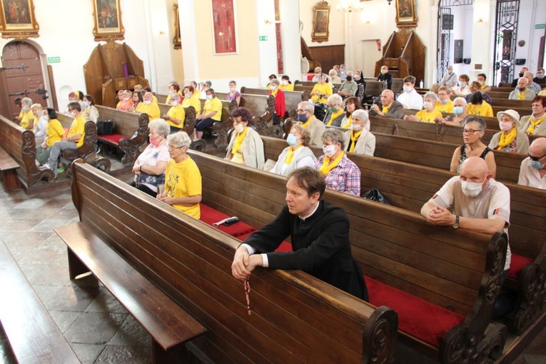 Pielgrzymka chorych i cierpiących oraz służby zdrowia do Rokitna
