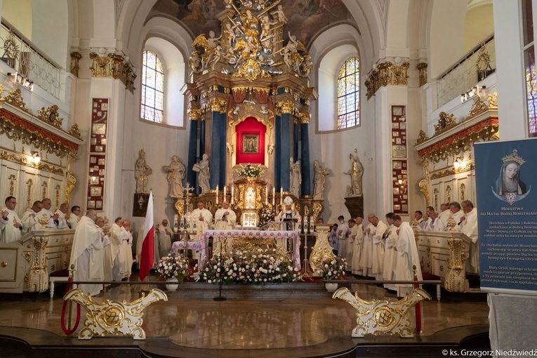 Pielgrzymka chorych i cierpiących oraz służby zdrowia do Rokitna