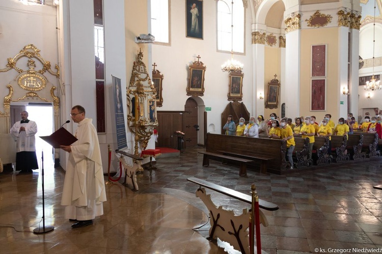 Pielgrzymka chorych i cierpiących oraz służby zdrowia do Rokitna