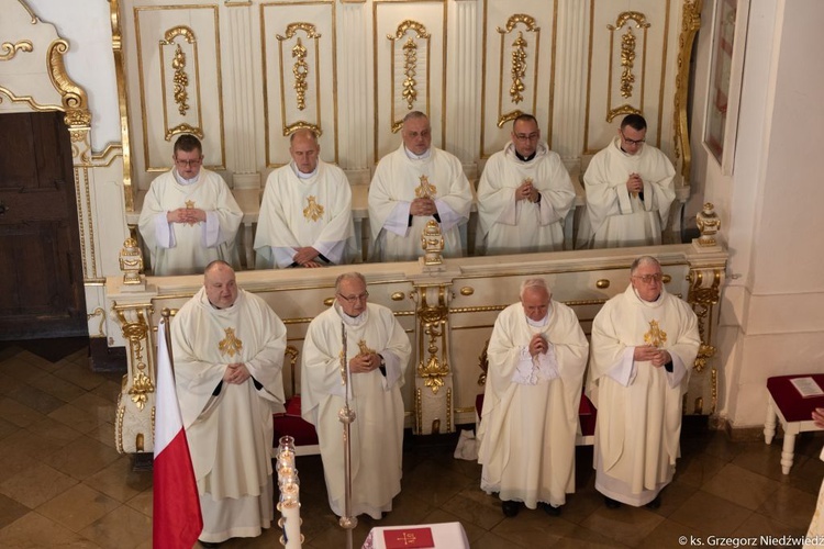 Pielgrzymka chorych i cierpiących oraz służby zdrowia do Rokitna