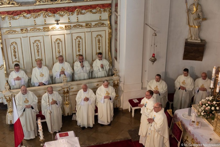 Pielgrzymka chorych i cierpiących oraz służby zdrowia do Rokitna