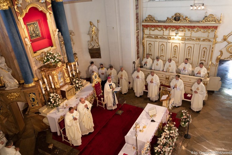 Pielgrzymka chorych i cierpiących oraz służby zdrowia do Rokitna