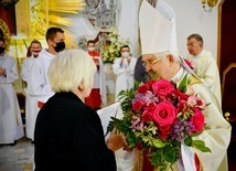 Jubilat odbierał życzenia od parafian, współpracowników, a także wielu osób, które nadesłały listy z wielu miejsc w Polsce i na świecie.