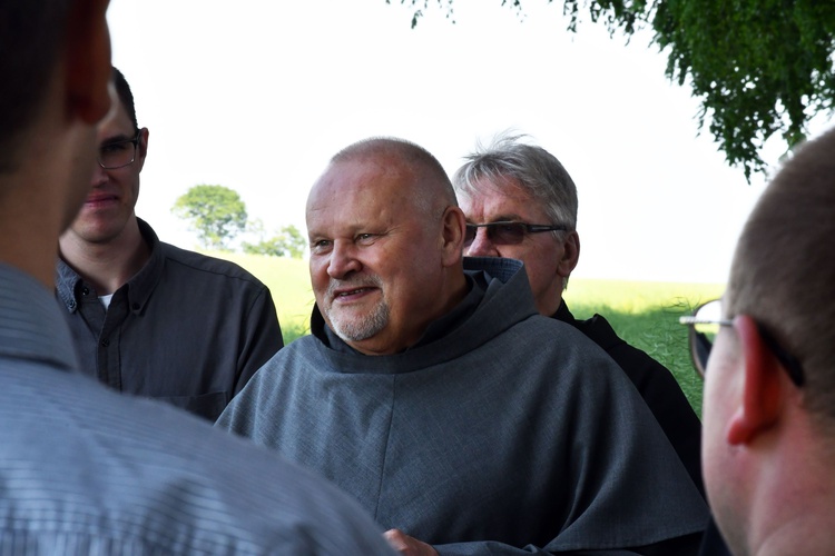 Błogosławieństwo kapliczki w miejscu śmierci ks. Wójtowicza