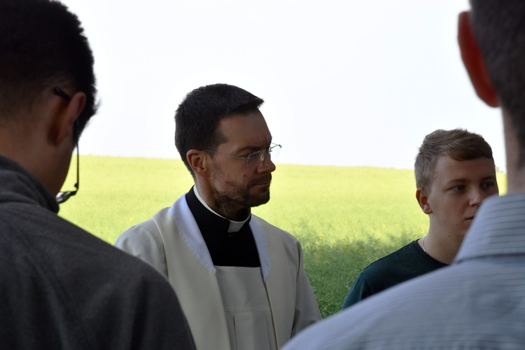 Błogosławieństwo kapliczki w miejscu śmierci ks. Wójtowicza