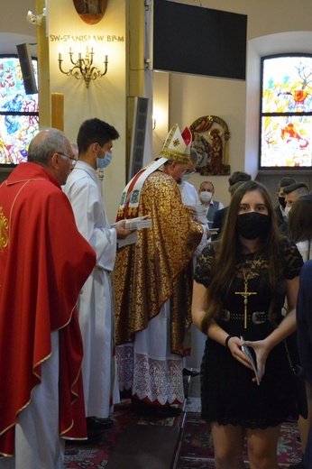 Bierzmowanie w sądeckiej Zawadzie