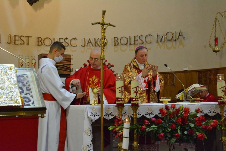 Bierzmowanie w sądeckiej Zawadzie