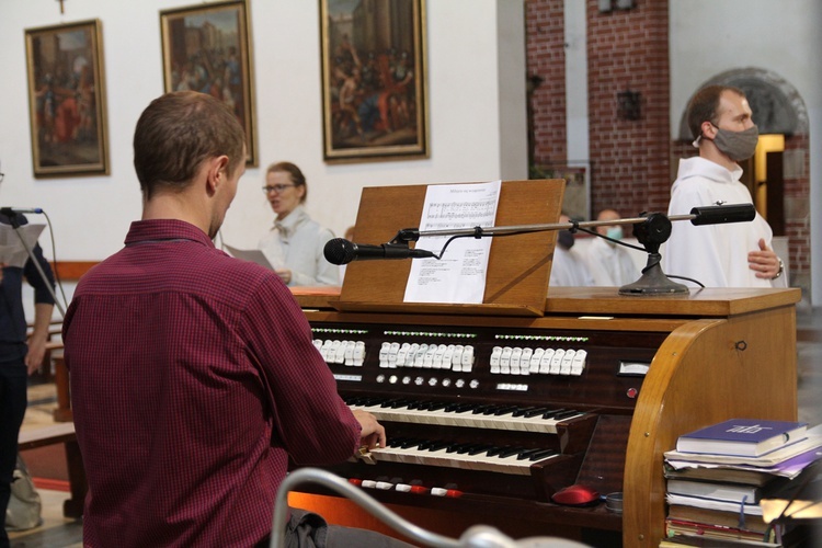 III Weekend Ewangelizacyjny we Wrocławiu "Ochrzczeni Ogniem" - piątek