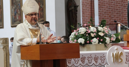 Bp Jacek Kiciński: Ewangelizuje ten, który czuje się kochany, i który chce kochać