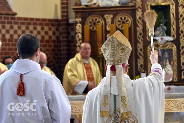 Msza św. odpustowa z poświęceniem ołtarza w Żarowie