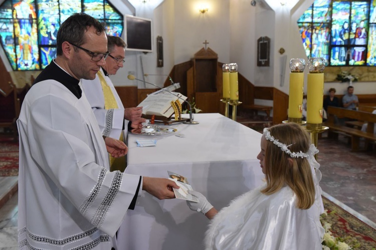 Straż Honorowa w Chomranicach