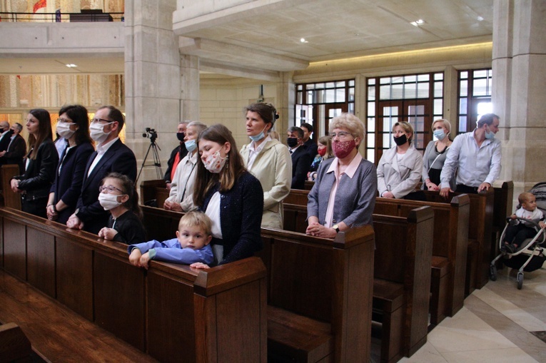 Błogosławieństwo nowych nadzwyczajnych szafarzy Komunii Świętej 2020