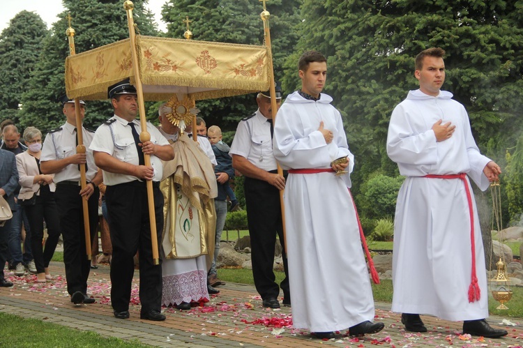 Koszyce Małe. Ogłoszenie św. Małgorzaty Marii Alacoque drugą patronką kościoła