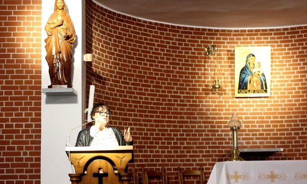 Ikona żyje w momencie, kiedy się modlimy
