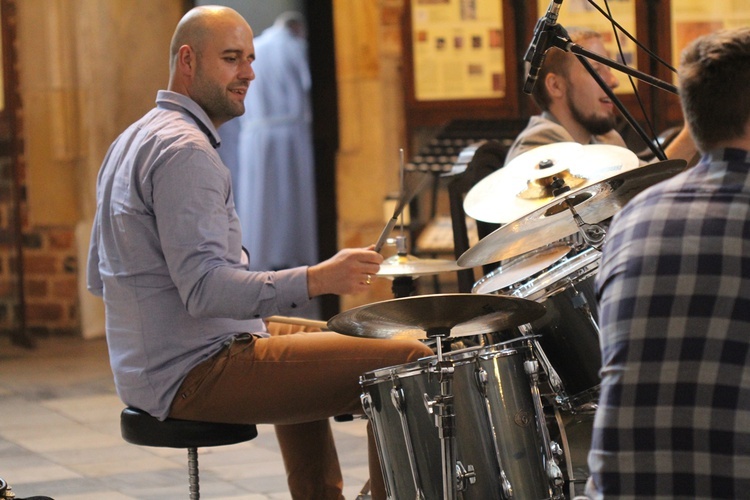 III Weekend Ewangelizacyjny we Wrocławiu "Ochrzczeni Ogniem" - niedziela