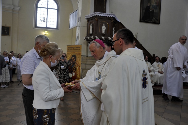 Dzień wspólnoty zgromadził wielu małżonków należących do oazy rodzin.