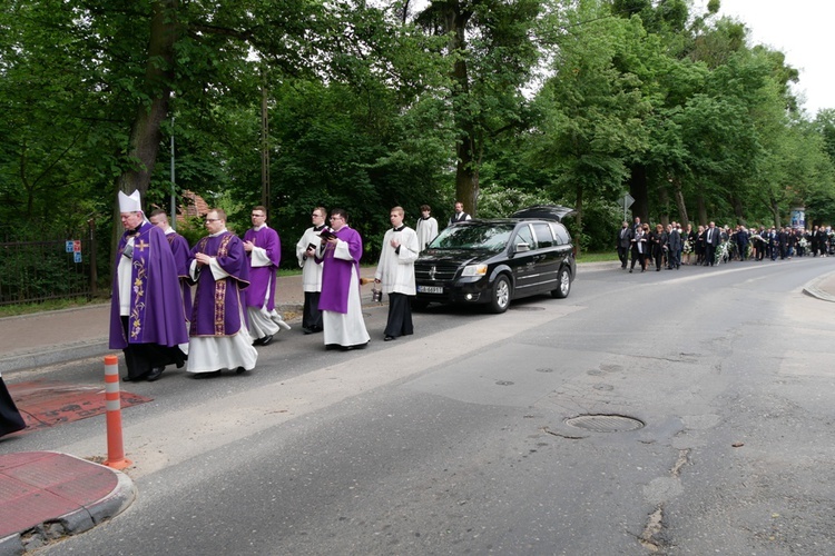 Pogrzeb śp. Mieczysława Adamczyka