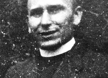 Jako wikary w parafii św. Józefa w Rudzie Śląskiej rozpoczął działalność charytatywną.