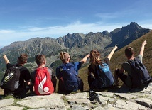 W czasie wolnym od szkoły można również spoglądać w niebo  – dosłownie i w przenośni.