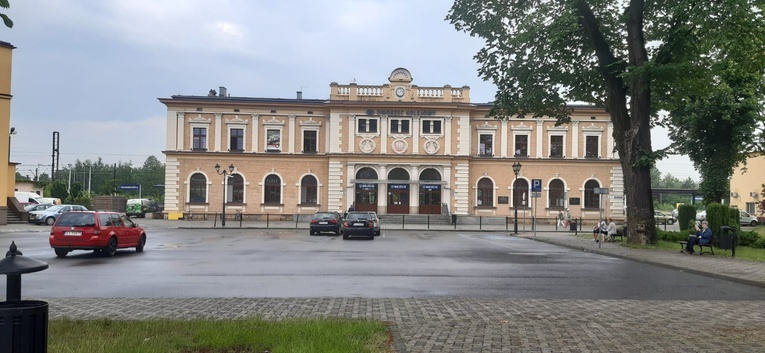 Tarnowskie Góry. W pobliżu dworca PKP powstanie centrum przesiadkowe