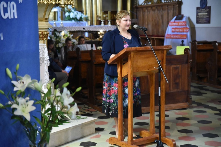 Jadwiga Bieś, dyrektor Zespołu Szkolno-Przedszkolnego w Woli Radłowskiej.