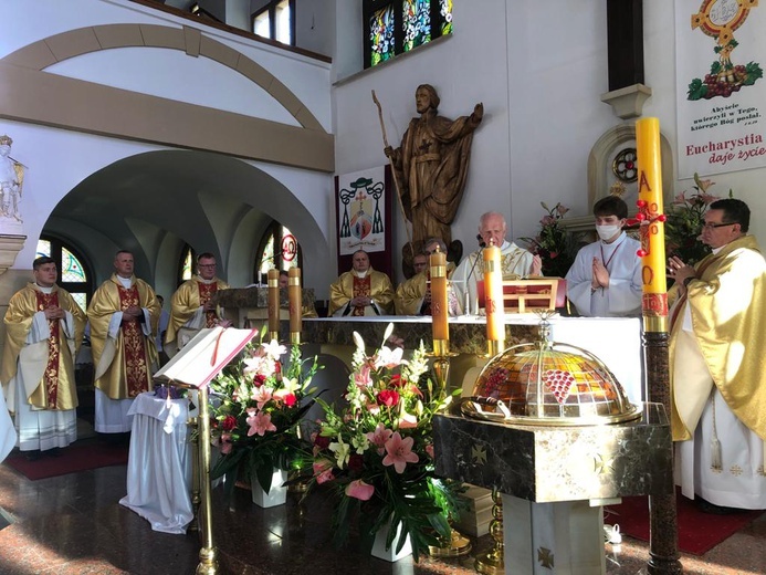 Srebrny jubileusz parafii pw. św. Andrzeja Boboli w Świdnicy