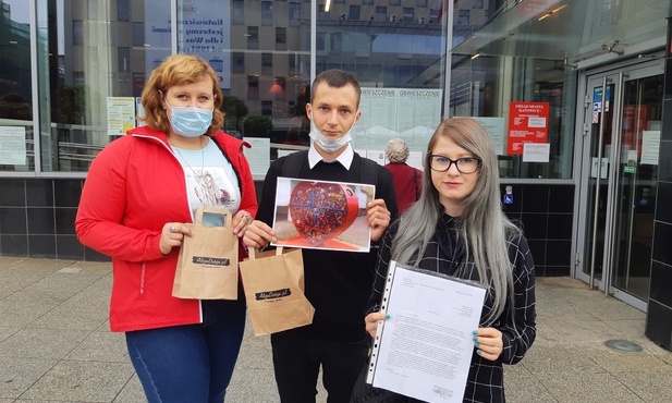 Katowice. Złożono petycję w sprawie kosza na nakrętki w centrum miasta