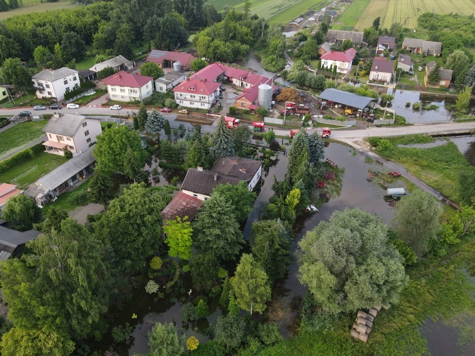 Podtopienia w Bobrownikach