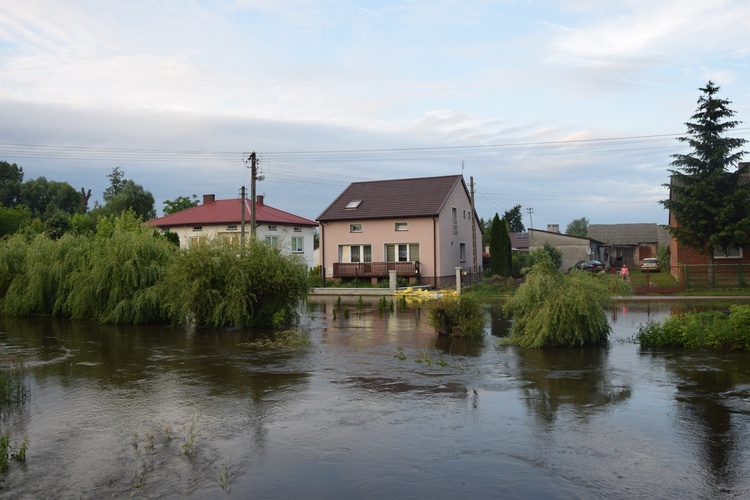 Podtopienia w Bobrownikach