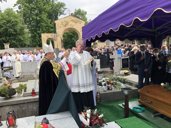 Pogrzeb śp. ks. prał. Zbigniewa Powady w Bielsku-Białej