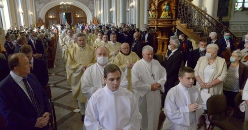 Centralne uroczystości 44. rocznicy robotniczego protestu w Radomiu odbyły się w katedrze.