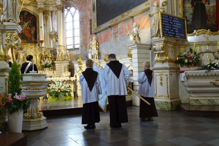 Pożegnanie o. Aleksego we Wschowie 