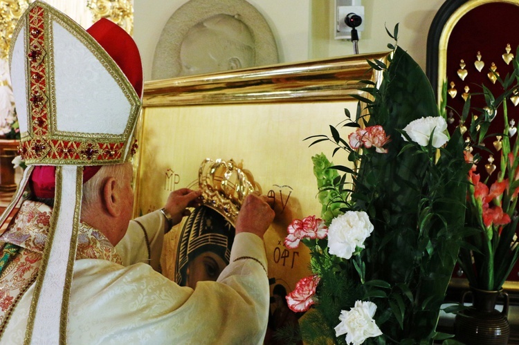 Koronacja obrazu Matki Bożej Nieustającej Pomocy w Bolesławcu