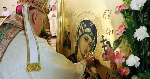 Koronacja obrazu Matki Bożej Nieustającej Pomocy w Bolesławcu