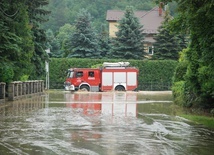 Archidiecezja. Abp Skworc apeluje o pomoc dla powodzian