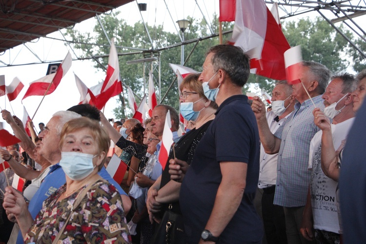 Wieczór wyborczy Andrzeja Dudy w Łowiczu