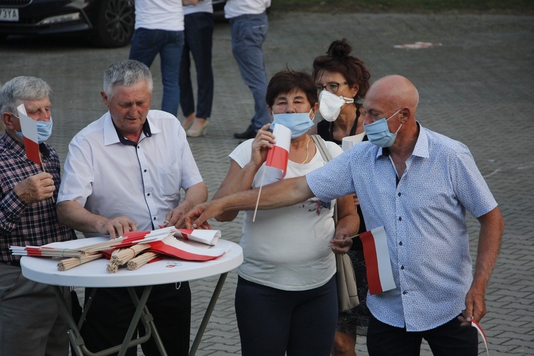 Wieczór wyborczy Andrzeja Dudy w Łowiczu