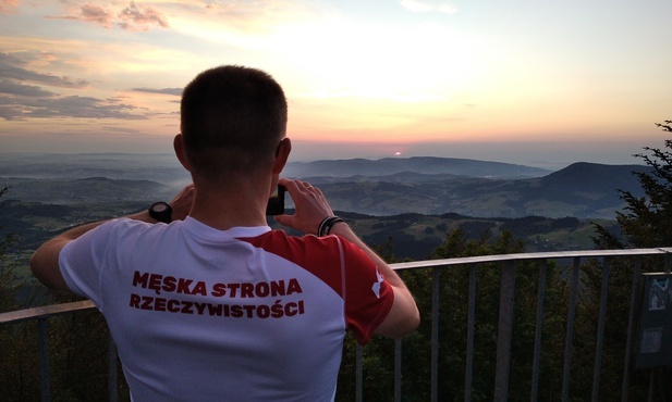 Wschód słońca na Jaworzu.