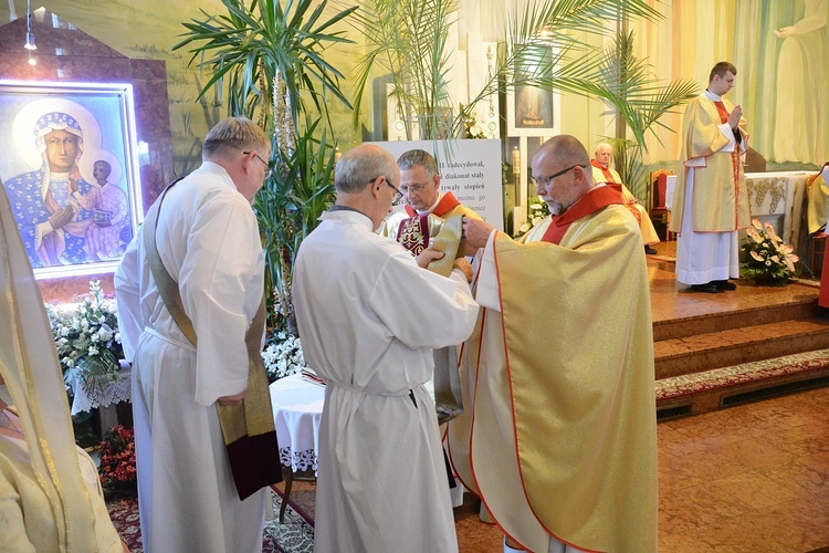 Krapkowice. Święcenia diakonów stałych