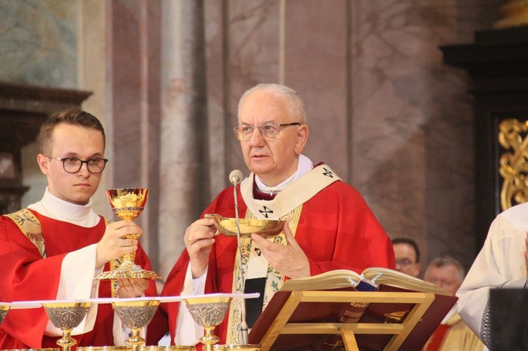 Święcenia biskupie ks. Adama Baba