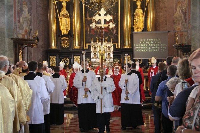 Święcenia biskupie ks. Adama Baba