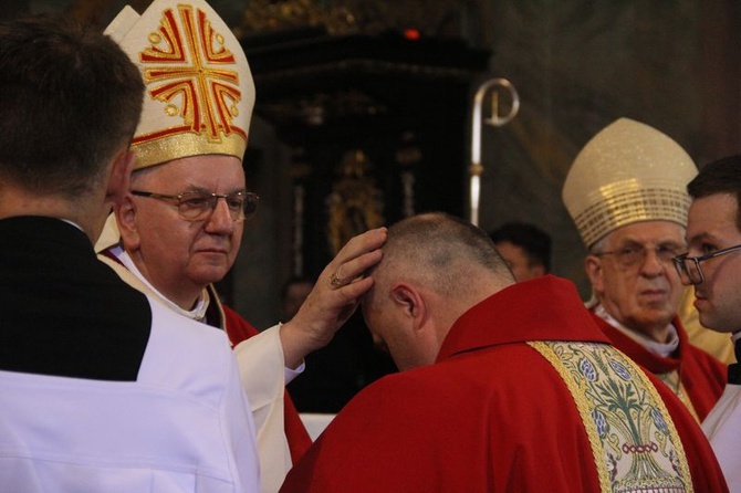 Święcenia biskupie ks. Adama Baba