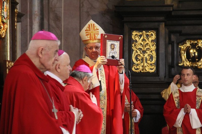 Święcenia biskupie ks. Adama Baba