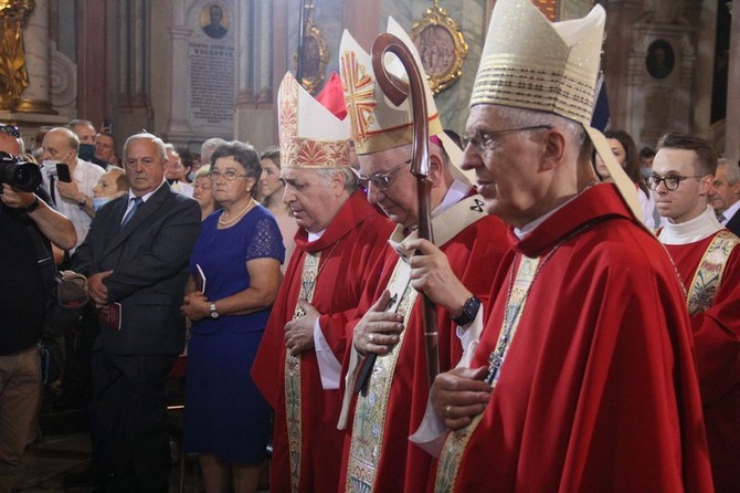 Święcenia biskupie ks. Adama Baba