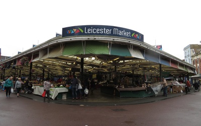 Z powodu rosnącej liczby zakażeń Leicester objęto lokalną blokadą