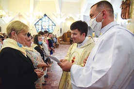 Uroczyste przyjęcie nowych członków.