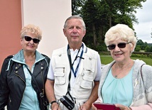 Słuchacze UTW w Pile  (od lewej): Ewa Kondeja, Marek Pluciński,  Krystyna Plucińska.