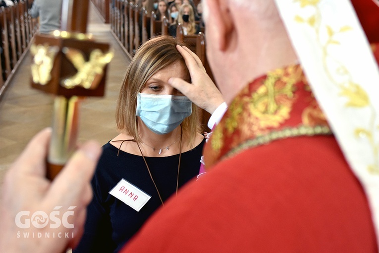 Bierzmowanie i odpust w strzegomskiej parafii