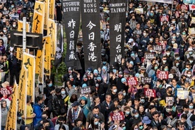 Protesty w Hongkongu; policja użyła armatki wodnej i gazu pieprzowego