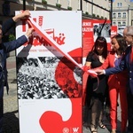 Tu rodziła się Solidarność. Wystawa na opolskim rynku